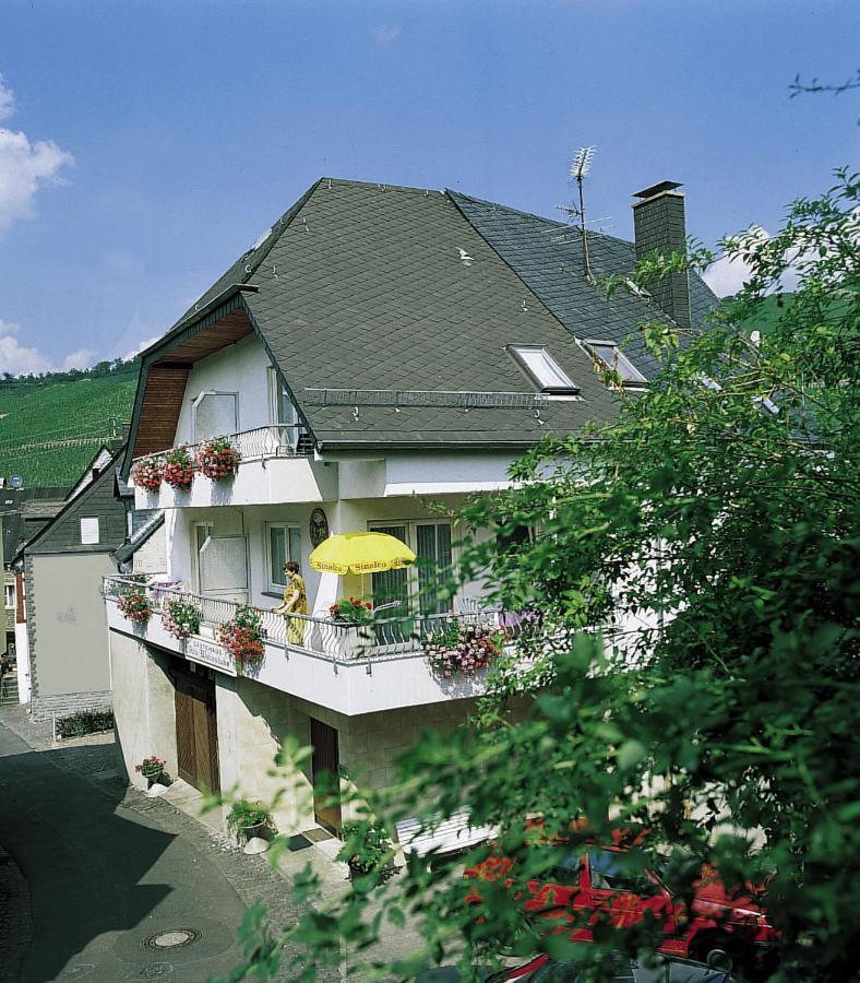 Alte Weinstube Hotel Енкирх Екстериор снимка