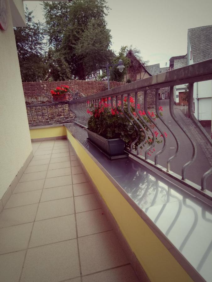 Alte Weinstube Hotel Енкирх Екстериор снимка